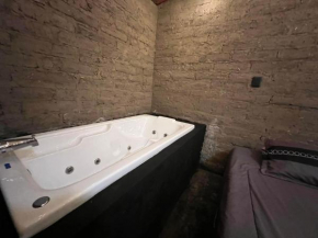 COMPLEJO DE HOSPEDAJE EN BOSQUE ECO REINO AVENTURA